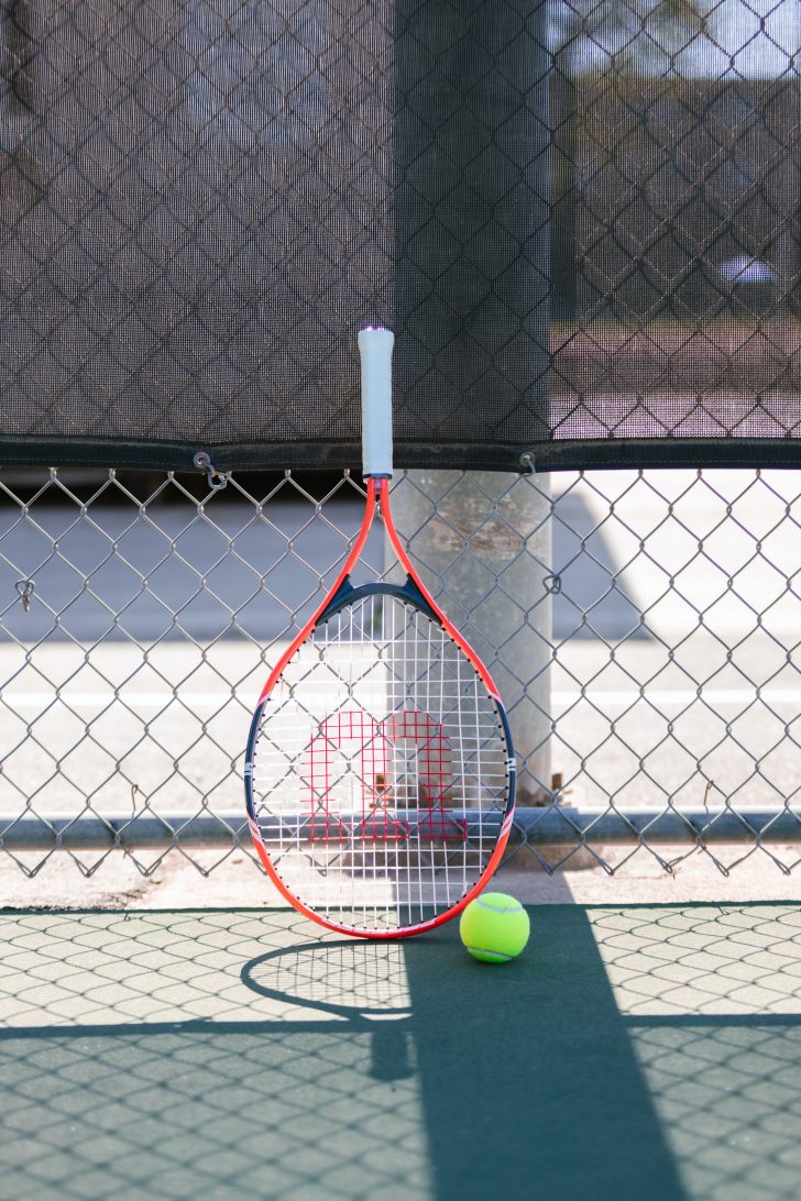 テニスラケット　②